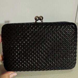 Forever 21 Black Clutch/Wallet 3card slots/ID slot/zipper App size 6.5”x4.5”x1”